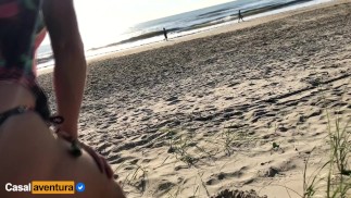 Prawdziwy Amatorski Seks Publiczny Ryzykowny Na Plaży 2 !! Ludzie przechodzący w pobliżu...