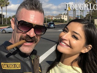 TOUGHLOVEX Insatiable Emily Willisは十分なコックを手に入れできません
