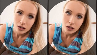 Hardcore POV ćwiczenia na siłowni z instruktorką VR o krągłych blond kształtach Angeliką Grays