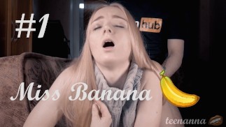#1 Cosplay na modelce porno - Miss Banana "Wszedł we mnie!"