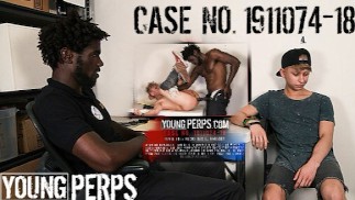 Guardia de seguridad DEVIN TREZ se folla a twink heterosexual Daniel Hausser - YOUNGPERPS 