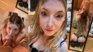 Cutie británica amateur se cubre de mucho semen en el espejo BJ