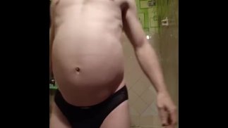 5 l Wasser im Bauch 
