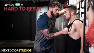 NextDoorStudios - Nervous Dante Colle avoue ses Love à Crush