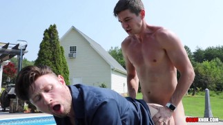 SEXY Nesestříhaný Britský Opravář Drew Dixon Dostane Dicked Down RAW u bazénu