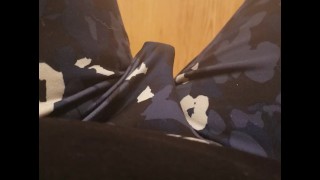 Diskretes Sperma zu Hause! Wenn er wüsste, dass ich das tue, würde er mir mein Spielzeug wegnehmen! 