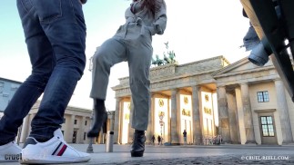 PREVIEW: CRUEL REELL - SIGHTSEEING À LA REELL – BERLIN – BRANDENBURGER TOR