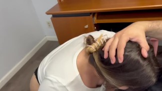 Sedurre il mio capo sposato per un aumento 