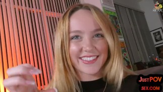 Anale oliato amatoriale teen POV sbattere mentre parla troia