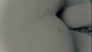 Enge kleine Muschi wird gefickt 