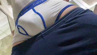 POV 俄罗斯家伙在你身上撒尿喝我的尿