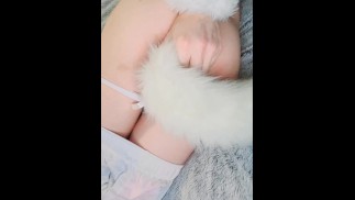 Femboy twink adora brincar com o rabo! GOZADA NA CALCINHA