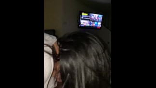 Stiefzus kon zichzelf niet helpen toen iedereen naar bed ging