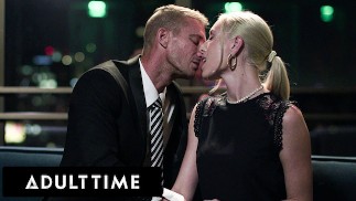 ADULT TIME - PAWG Praktikantin Kay Lovely Verführt Ihren verheirateten Chef, um ihre perfekte Muschi zu befriedigen