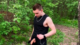 Deepthroat Blowjob in the Forest - Public Cruising