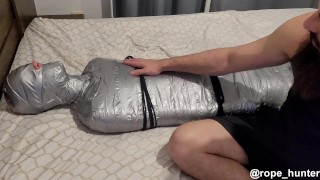 私のミイラ化された奴隷は存在し、20分間待っています