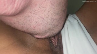 Selbst gemachter Orgasmus vom Cunnilingus