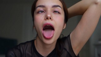 AHEGAO FACCIA IN ATTESA DI CUM