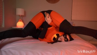 Elasti-Girl fode seu pau duro!
