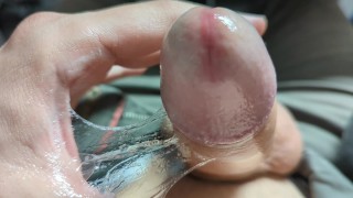 Hraju si se spoustou PRECUM kapajícího z mého nadrženého péra se sténáním a výstřiky