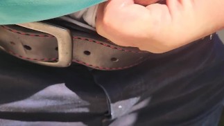 Totální zoufalství čůrat na chodník!