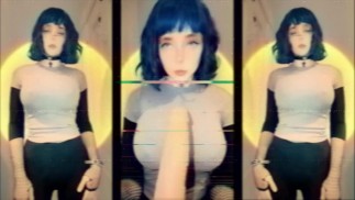 坏蛋玩弄她的Huge Tits，把你吸走！