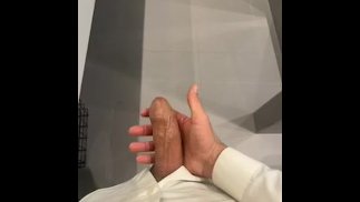 Grote sexy papa. Als ik op kantoor ben maar een pauze nodig heb