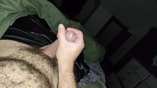 Соло дрочок, большая сперма