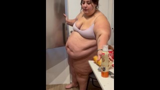 Ssbbw 18 años no cabe en la cocina