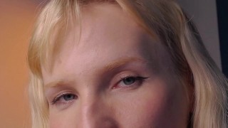 Let me seduce u with eyes contact. Or maybe fingering my pussy?