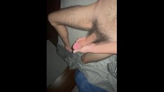 Gezicht cumshot harige Braziliaanse jongen