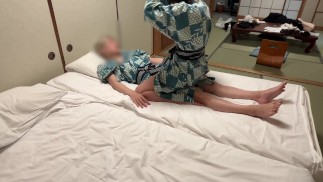 【素人流出】温泉旅館で愛し合うリアルな素人カップルを覗き見/手コキ ハメ撮り 彼女晒し 個人撮影 韓国人 日本人 スレンダー メンズエステ 喘ぎ声 盗撮  女性用風俗 無修正フェラ bluejpov