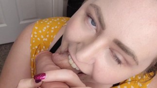 BBW Schlampe Mama lutscht Schulleiter - Rollenspiel - KINKY KATIE