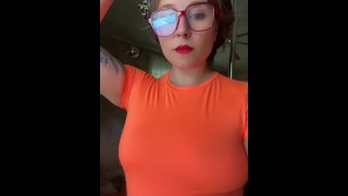 Prova il cosplay di Velma