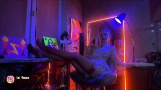Izi: El Art de la seducción para adultos